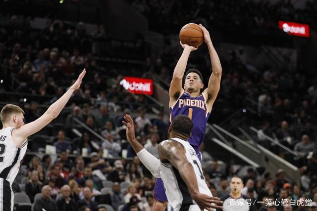 西甲-拉菲尼亚破门莱万建功 巴萨2-2塞尔塔